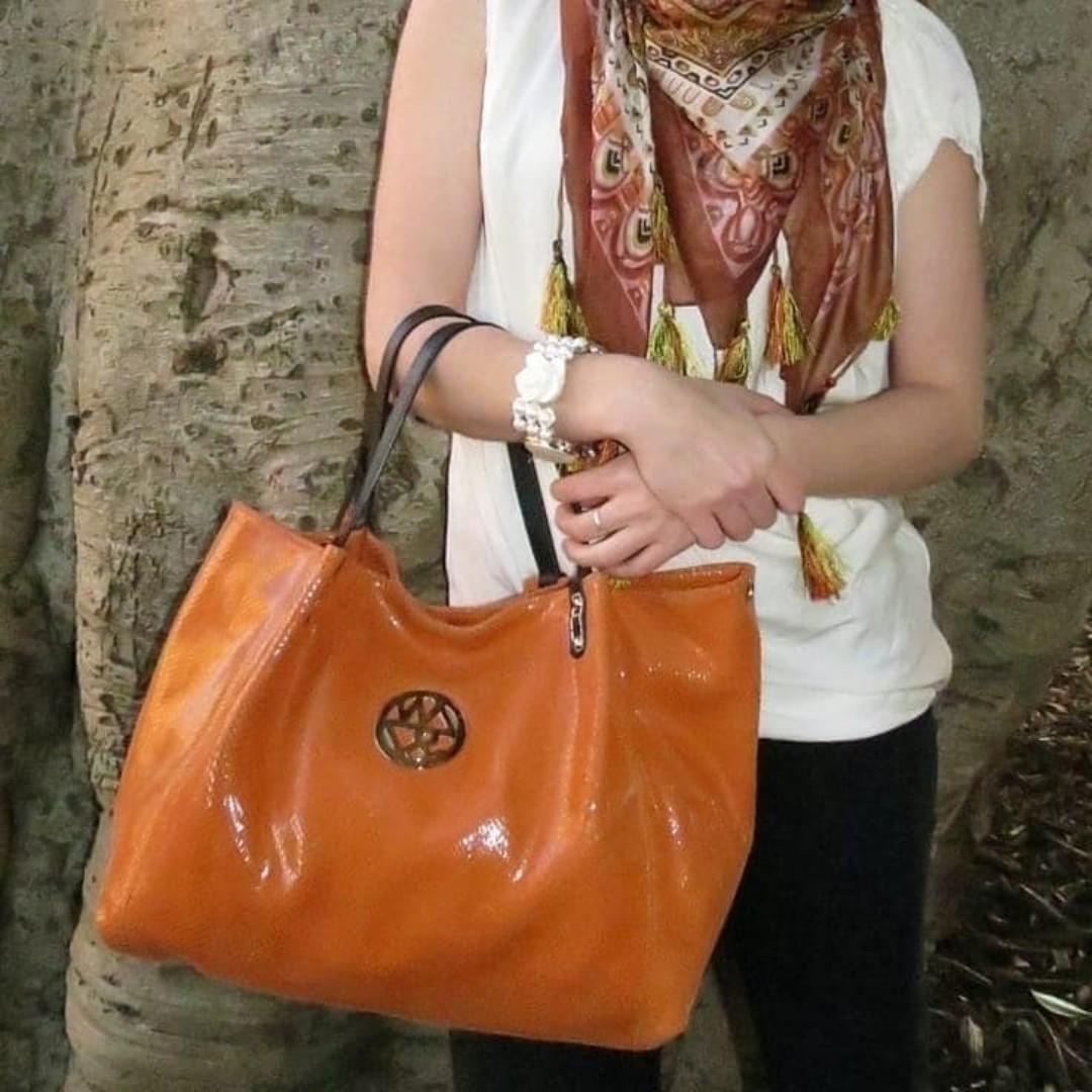 Willow and zac bags store