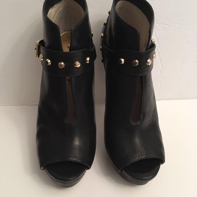 michael kors black leather booties