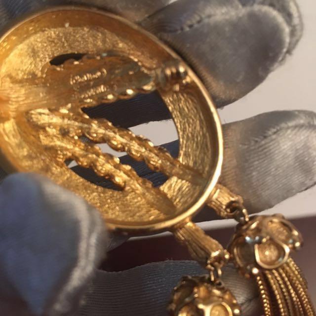 Dior brooch 2018 outlet
