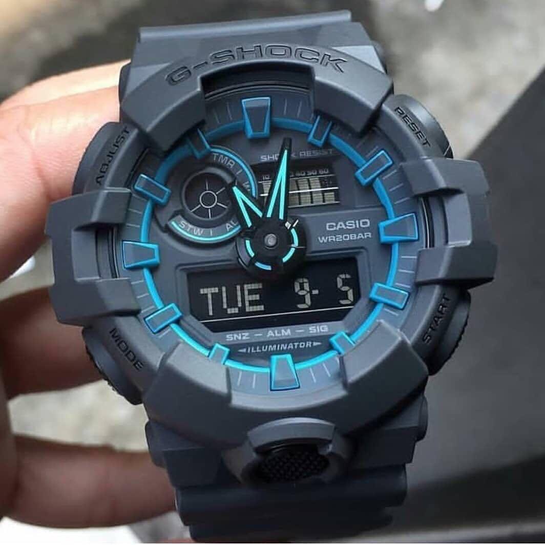 Brand new and authentic GA 700SE 1A2 ga700 GA700 ga700se1a2 Mobile Phones Gadgets Wearables Smart Watches on Carousell