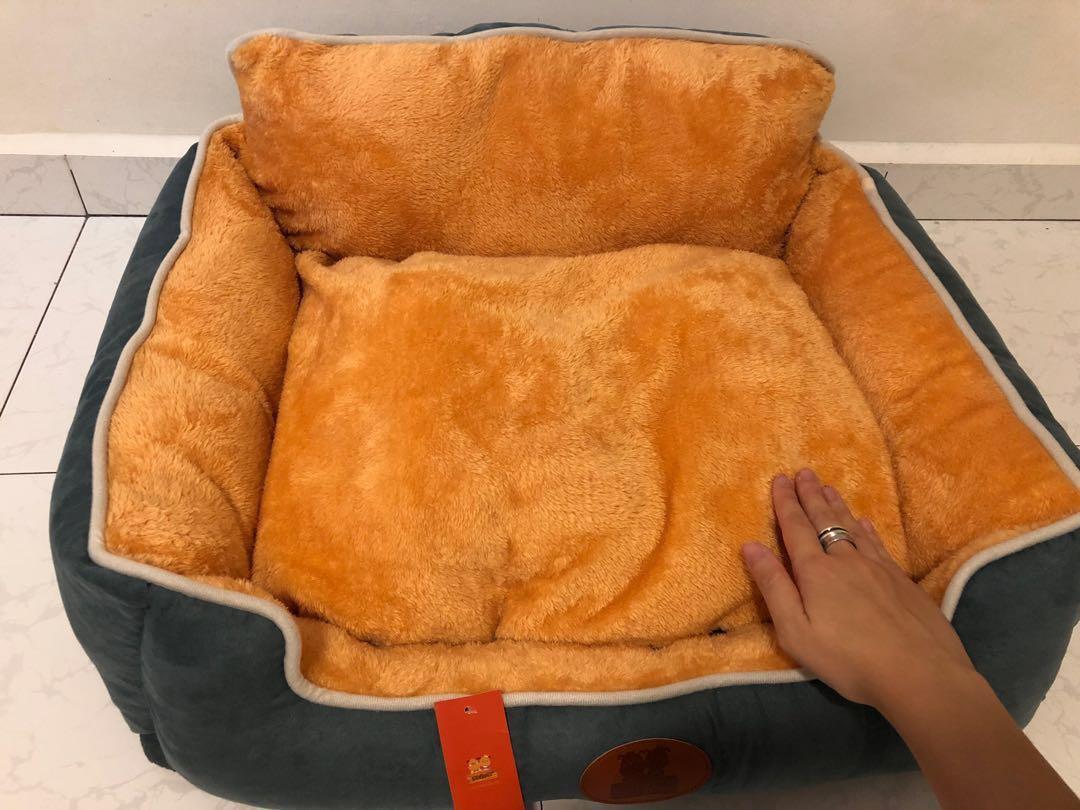 Brand New Dog bed, Pet Supplies, Homes & Other Pet Accessories on Carousell