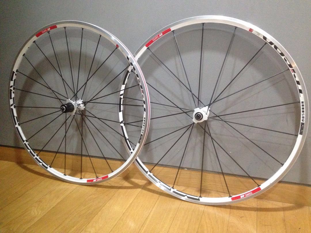 Omgaan Vel Dank u voor uw hulp DT Swiss RR 1450 Tricon wheel set ( price reduced ), Sports Equipment,  Bicycles & Parts, Bicycles on Carousell
