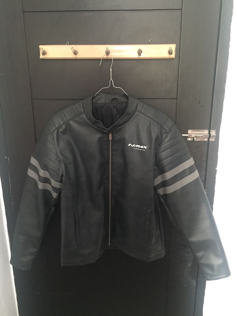 Jaket nmax original yamaha Fesyen Pria Pakaian Baju Luaran di
