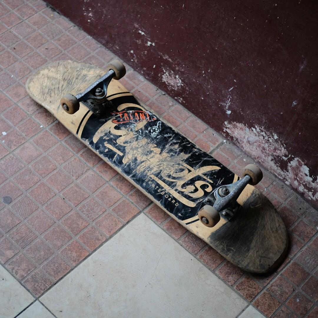 Jual papan skateboard fullset bekas, Olah Raga, Perlengkapan Olahraga