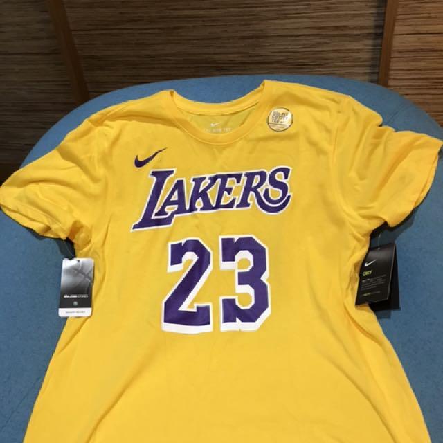 lebron james shirt size