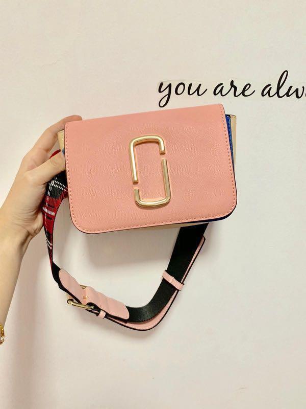 Marc jacobs hip shot on sale leather convertible belt bag