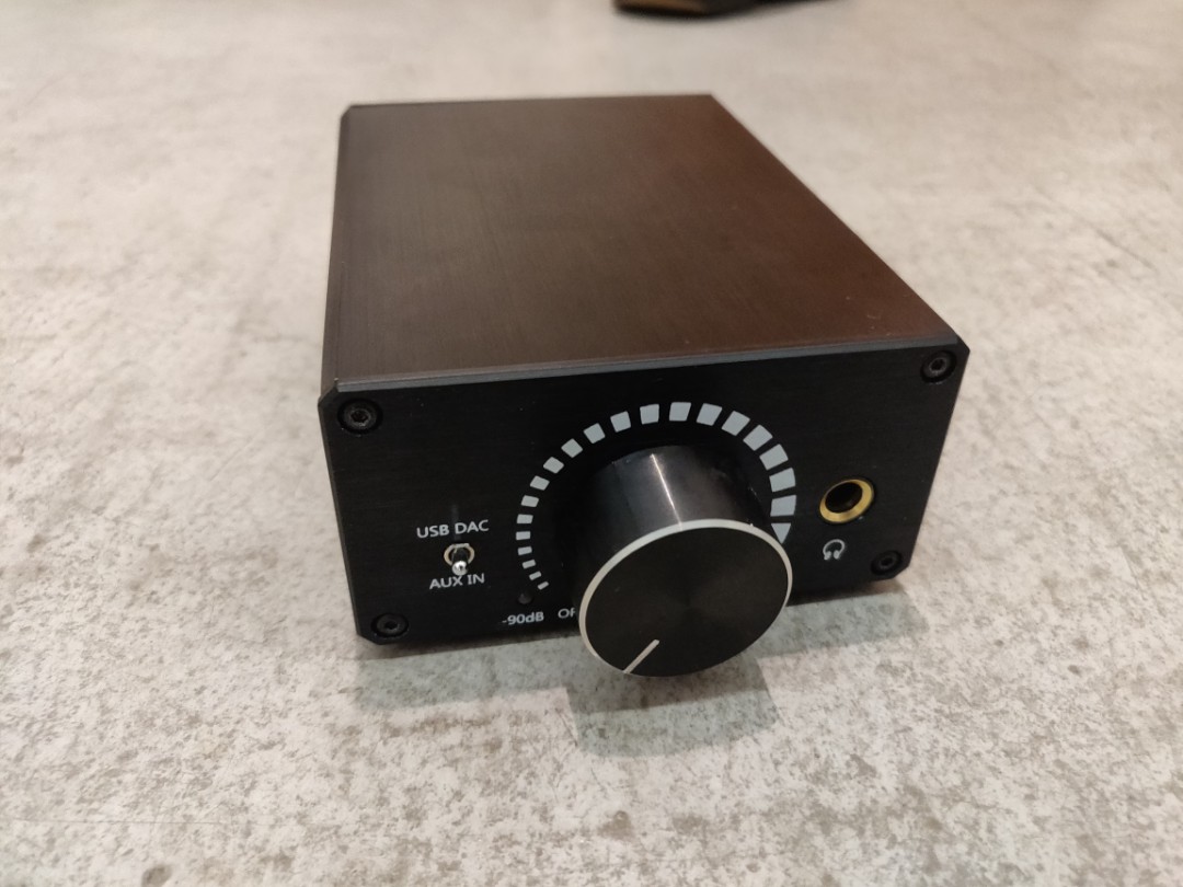 Monoprice Desktop Amp (OEM), Audio, Other Audio Equipment on Carousell