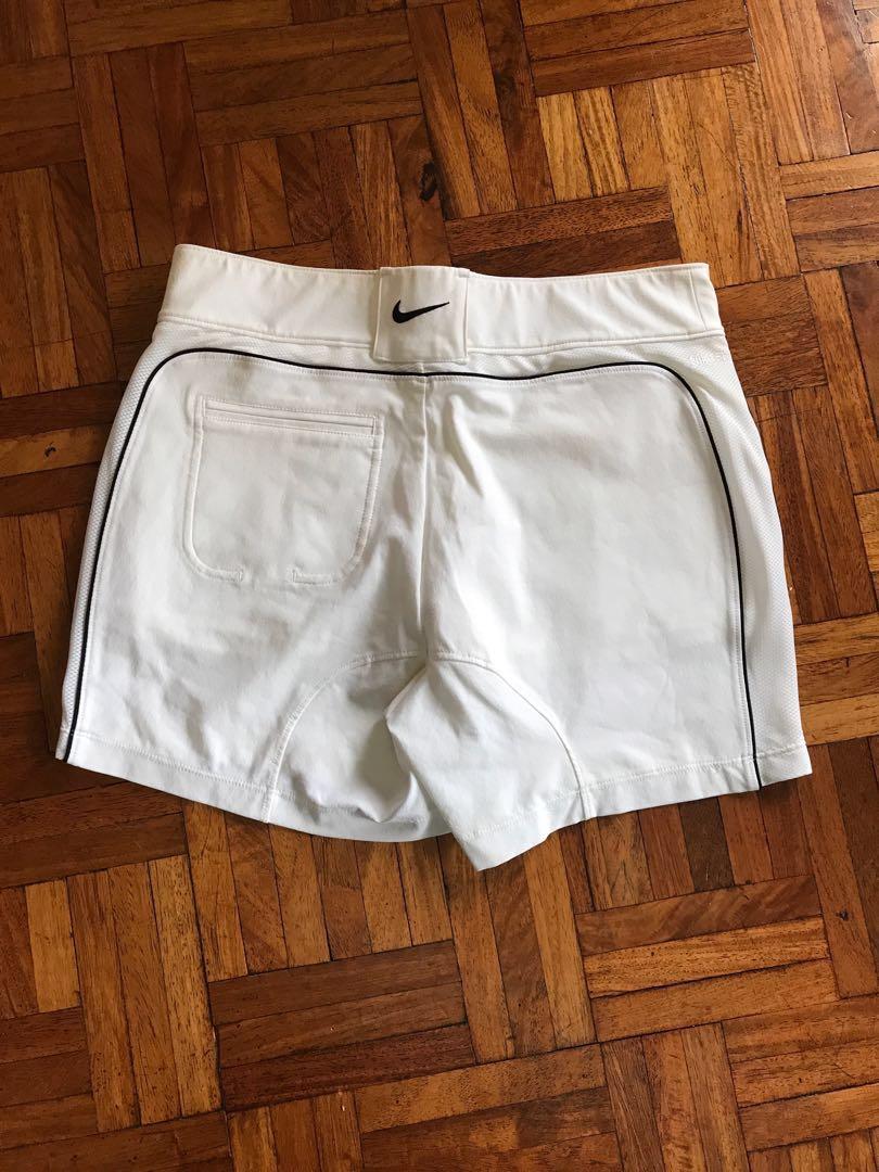 Nike badminton shorts deals