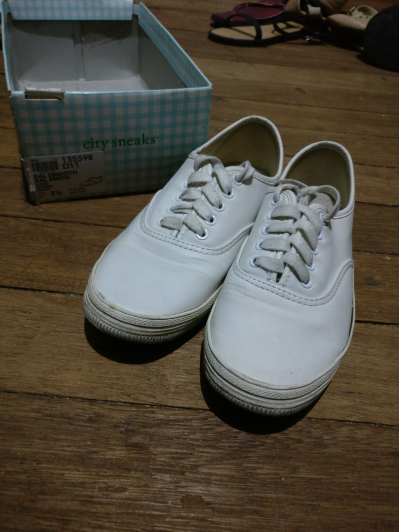 white shoes payless