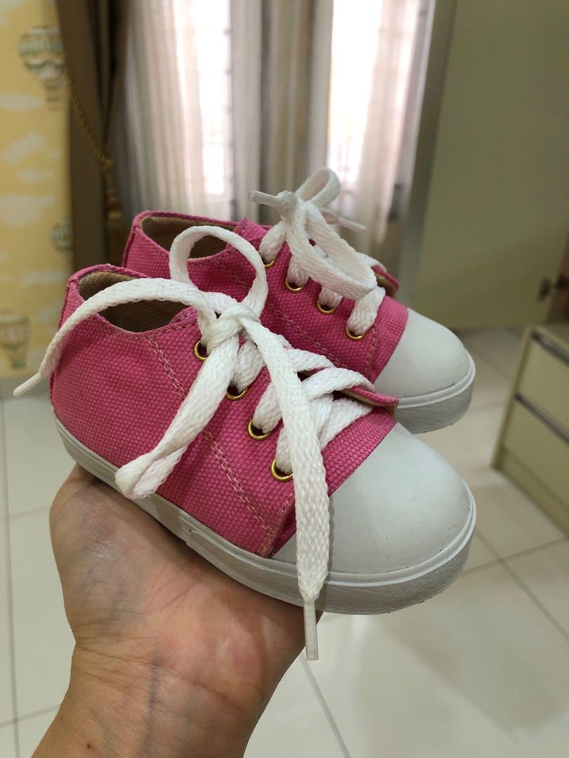 Sepatu Hello Mici Babies Kids Others On Carousell