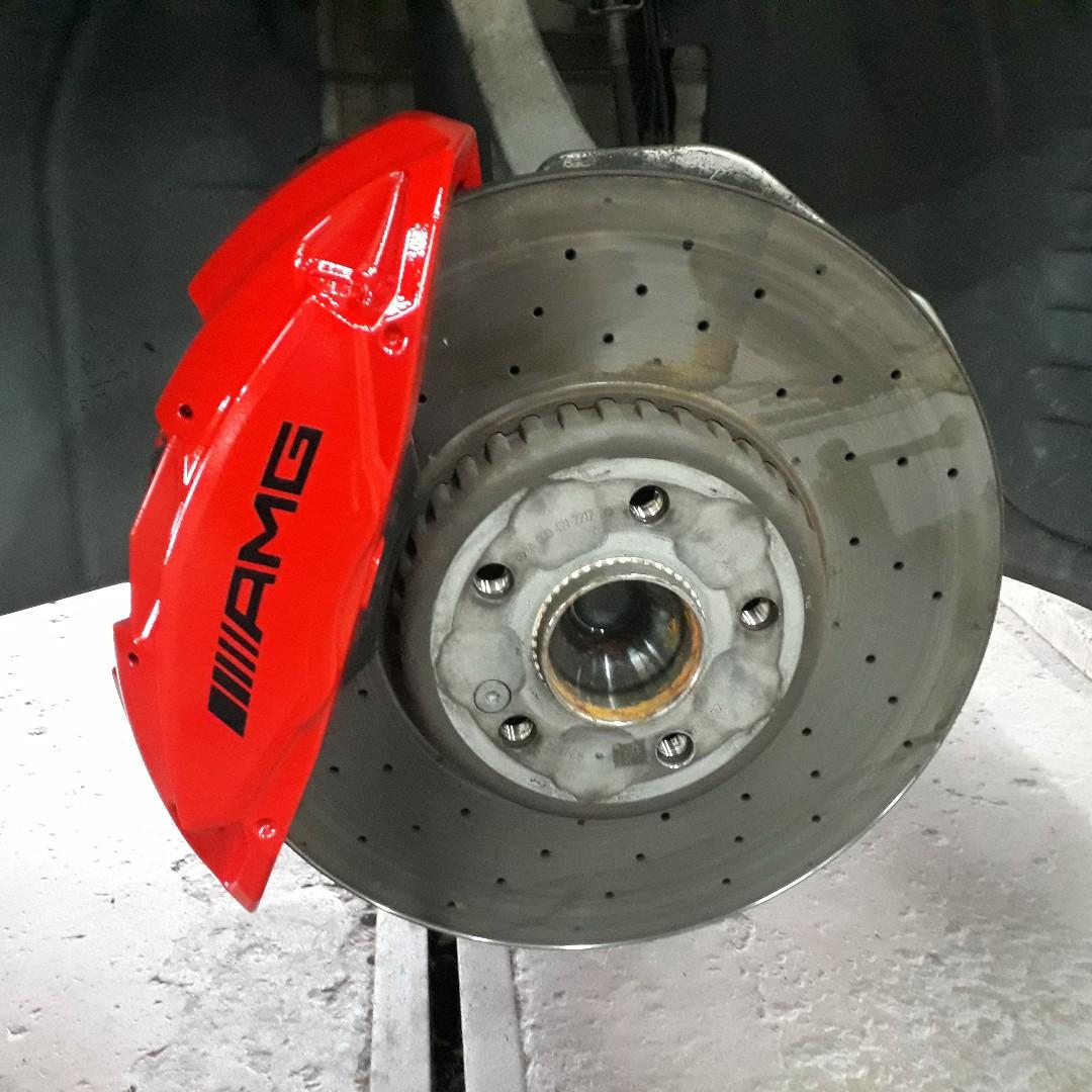 Spray Paint Brake Caliper Car Accessories Car Workshops