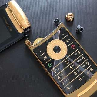 Motorola 18k Razr 2 broken complete accessories