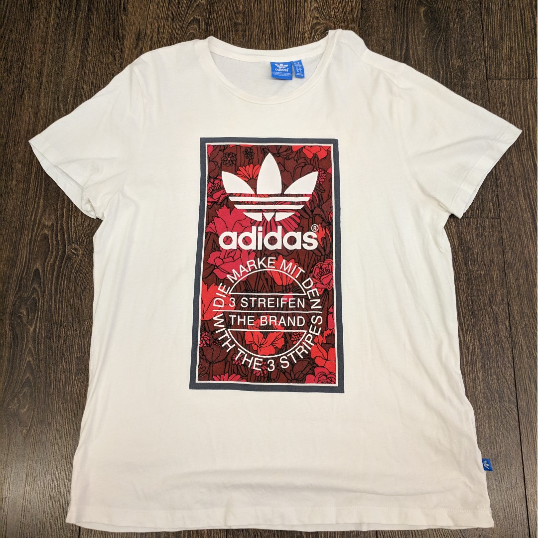 adidas tongue label