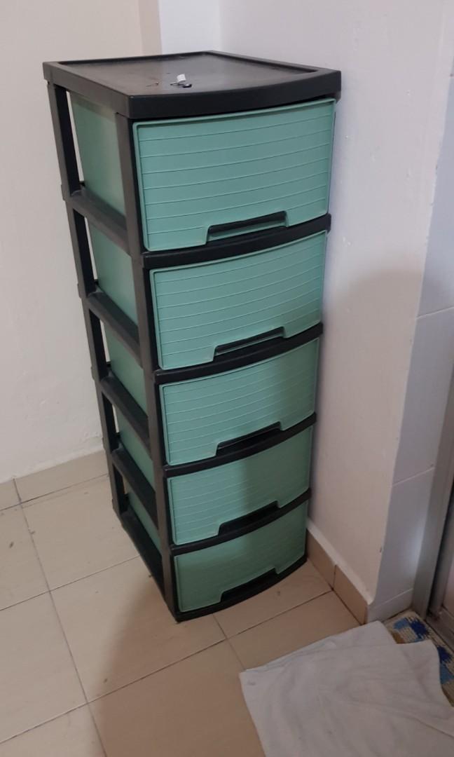 Plastik almari online