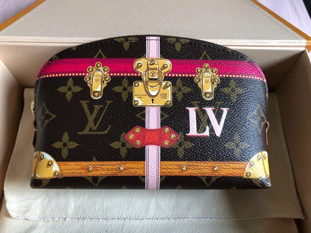 Louis vuitton cosmetic 2025 trunk