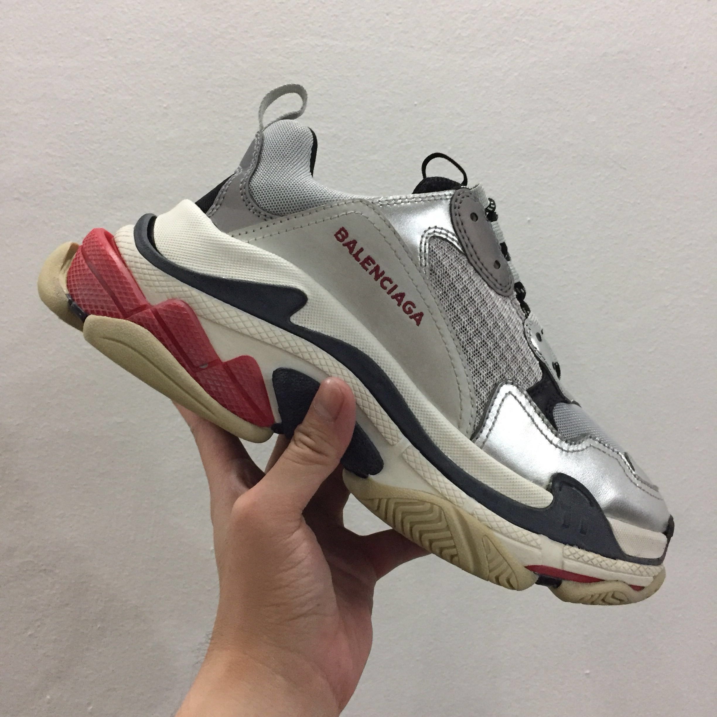 silver balenciaga triple s