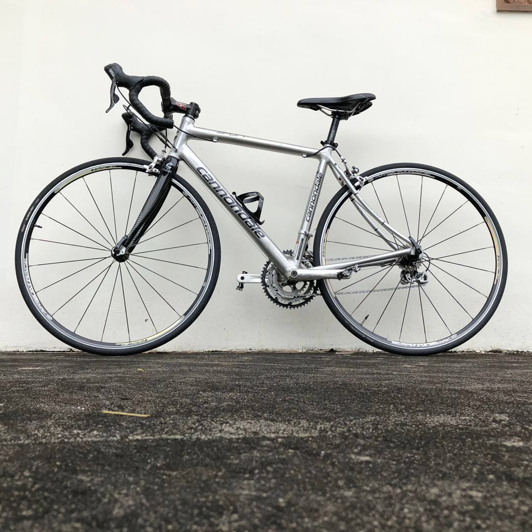 cannondale aluminium road bike