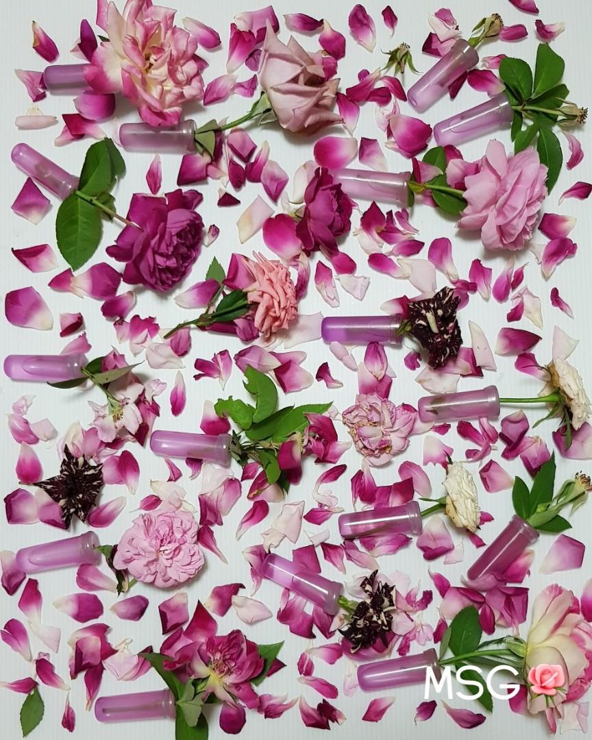 Edible Rose Petals Roses Food Drinks Baked Goods On Carousell