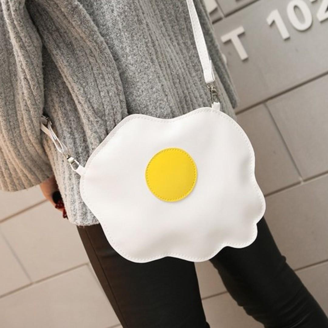 Egg sling deals bag price