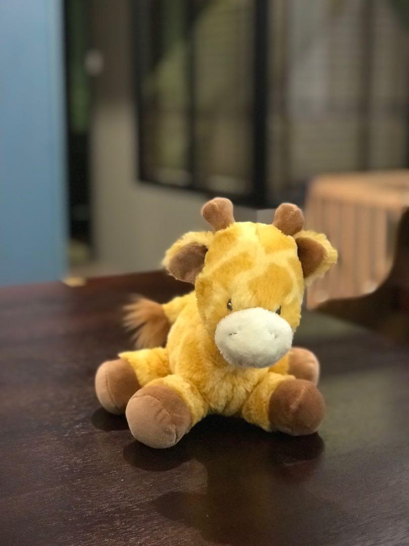 gund tucker giraffe