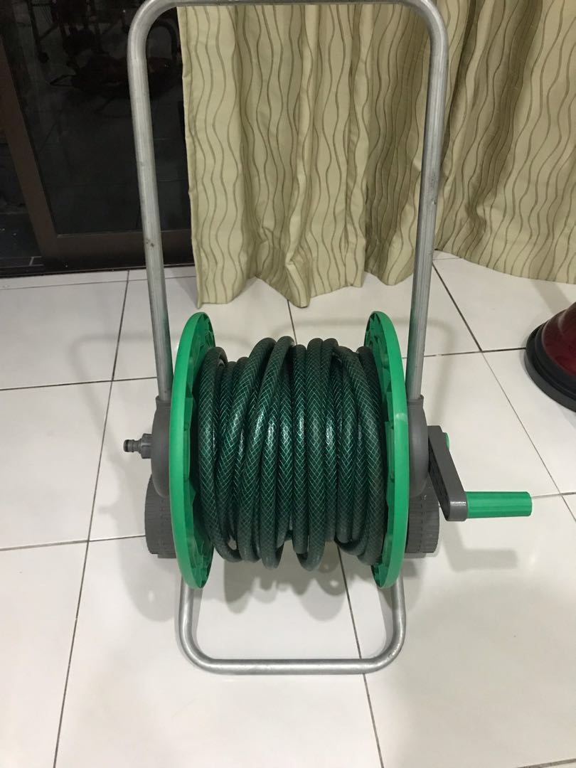 Hozelock Water Hose Reel Set 30m Gardening Tools Share This Listing
