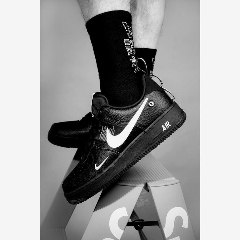 nike air force 1 7 lv8 utility black and white