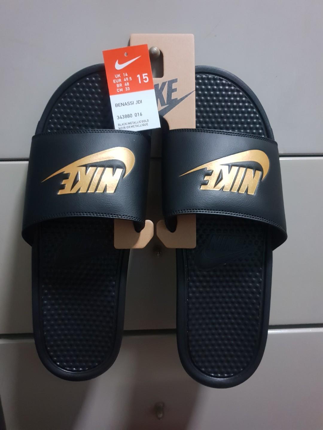 nike benassi slides footlocker