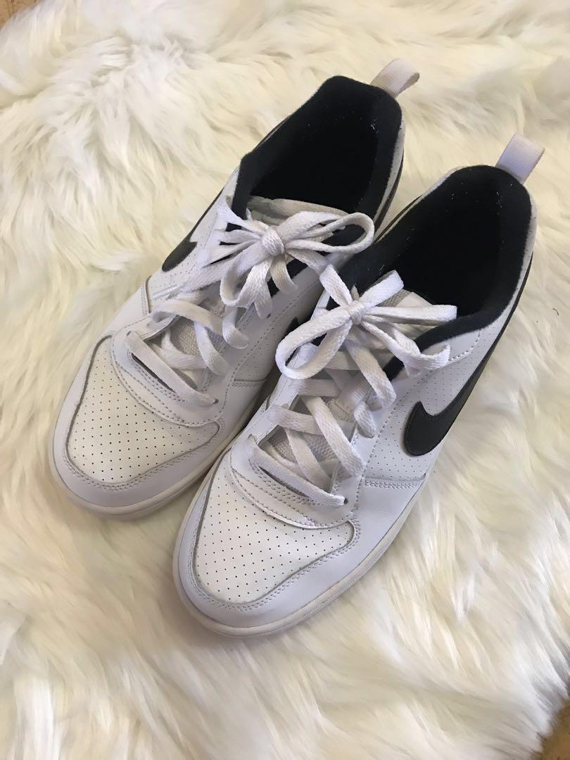 wmns nike court borough low