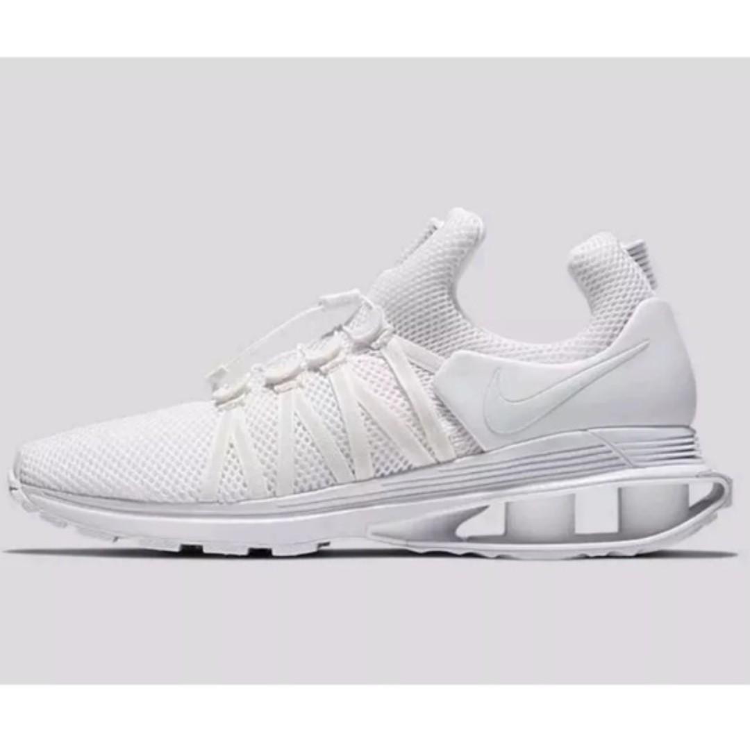Nike shox cheap gravity e bom