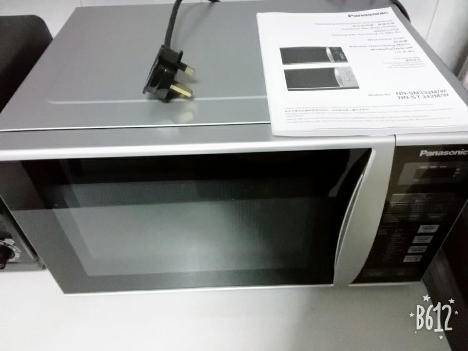 Panasonic Microwave Oven NN-ST342M, TV & Home Appliances, Kitchen ...