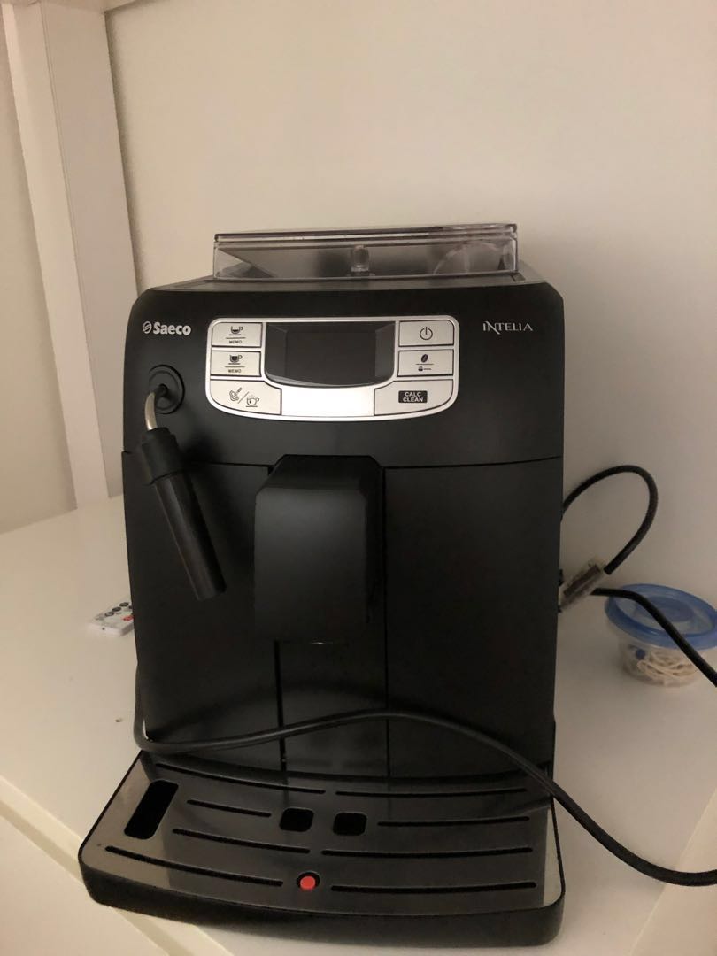 Saeco Intelia coffee machine, TV & Home Appliances, Kitchen Appliances