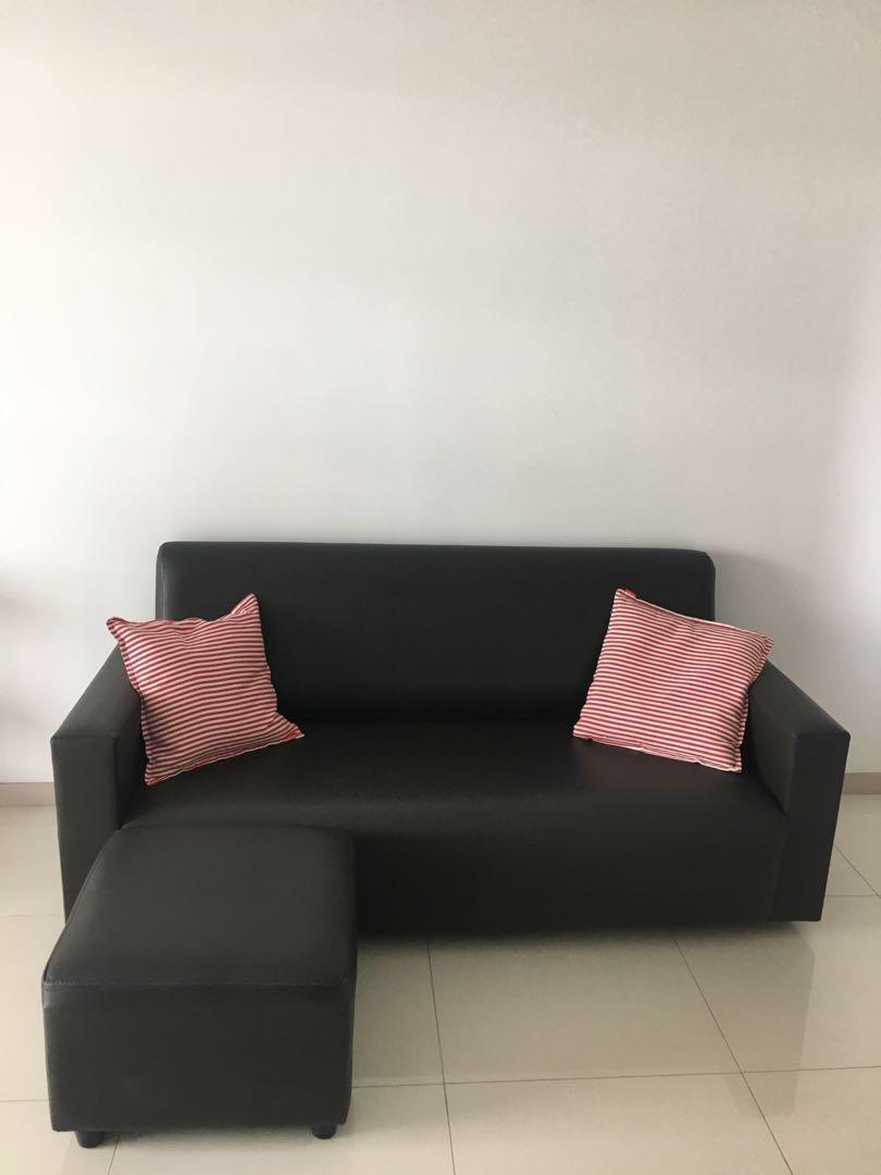 Simple outlet black sofa