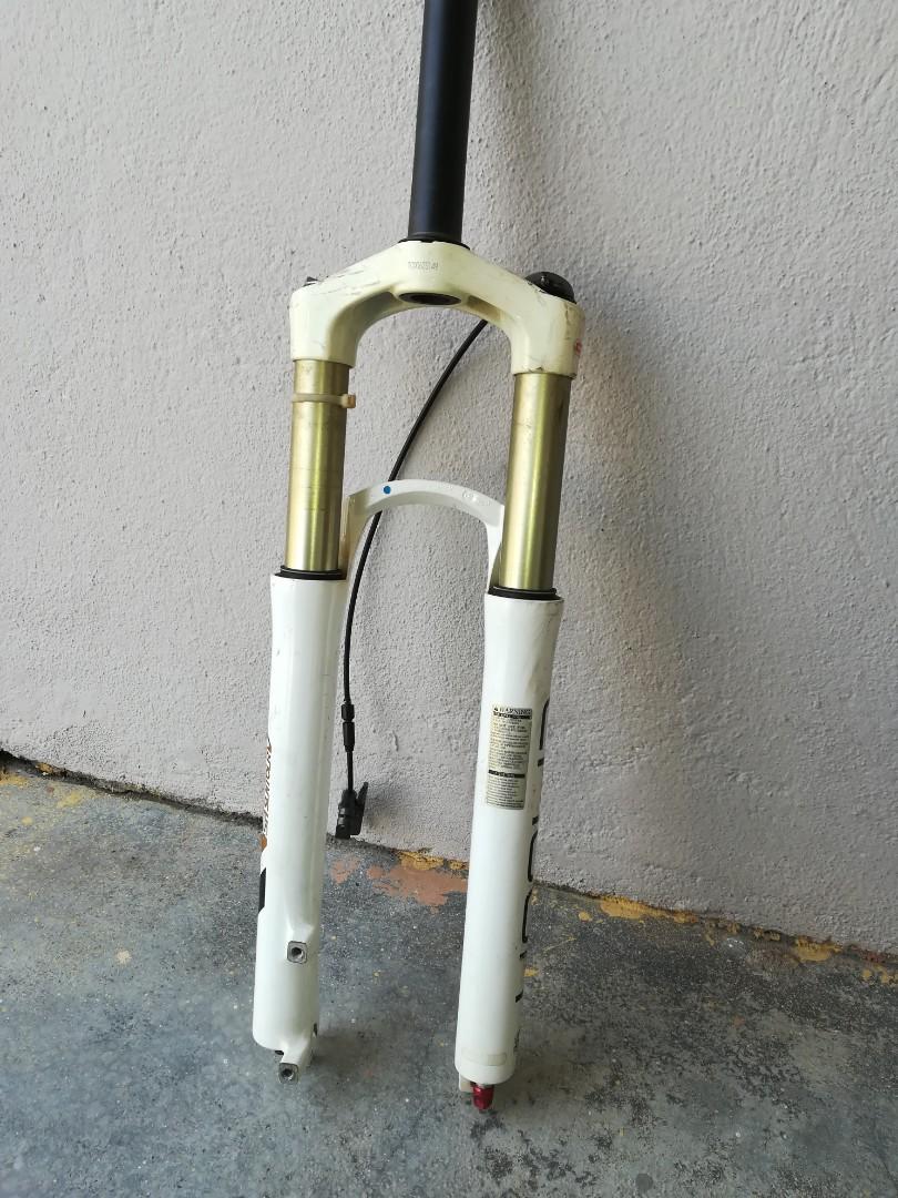 SR Suntour Epicon 26" c/w Remote lock-out, Sports Equipment, Bicycles ...