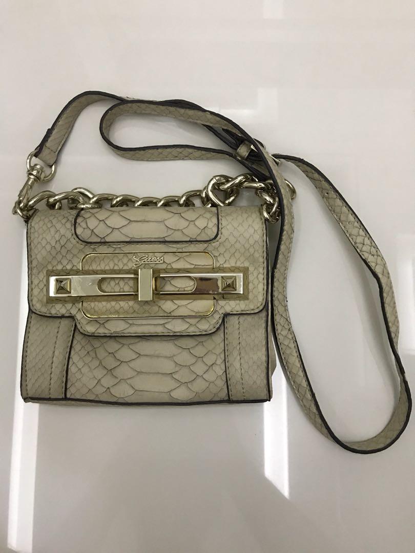 guess bag collection