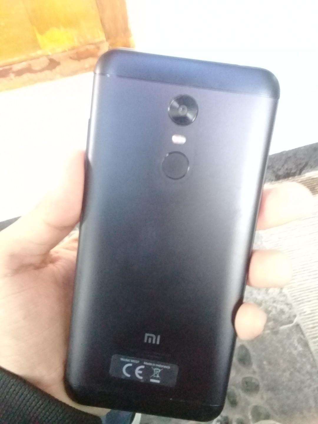 Xiaomi Redmi 5 Plus 3 32gb Telepon Seluler Tablet Ponsel Android Xiaomi Di Carousell