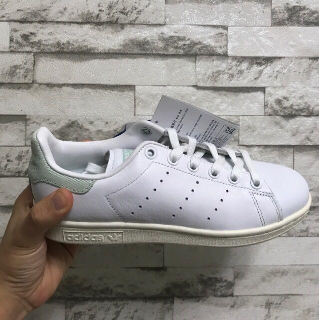 Stan smith pastel green hotsell