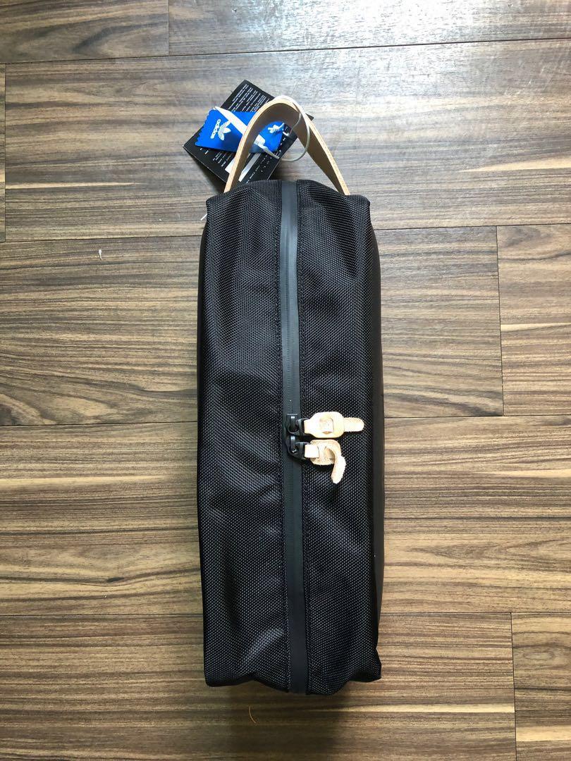 Adidas hender athese scheme bag