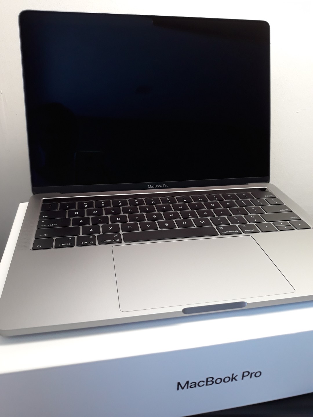 Apple Macbook Pro 13 2017 Touch Bar Touch Id Electronics Computers Laptops On Carousell