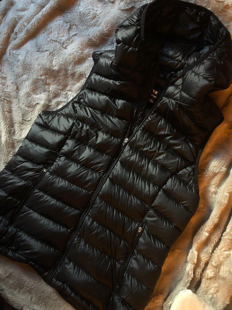 Tna botanie vest clearance