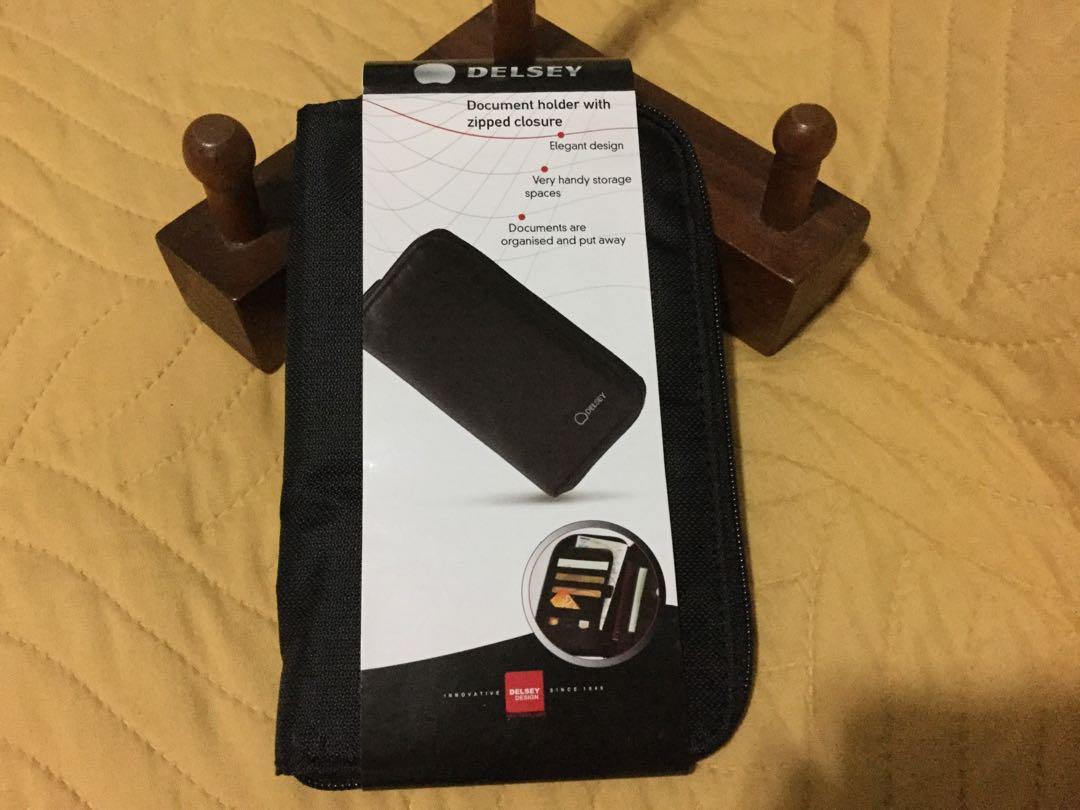 Delsey discount passport holder
