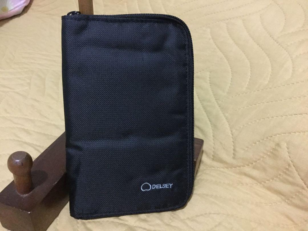 Delsey passport clearance holder
