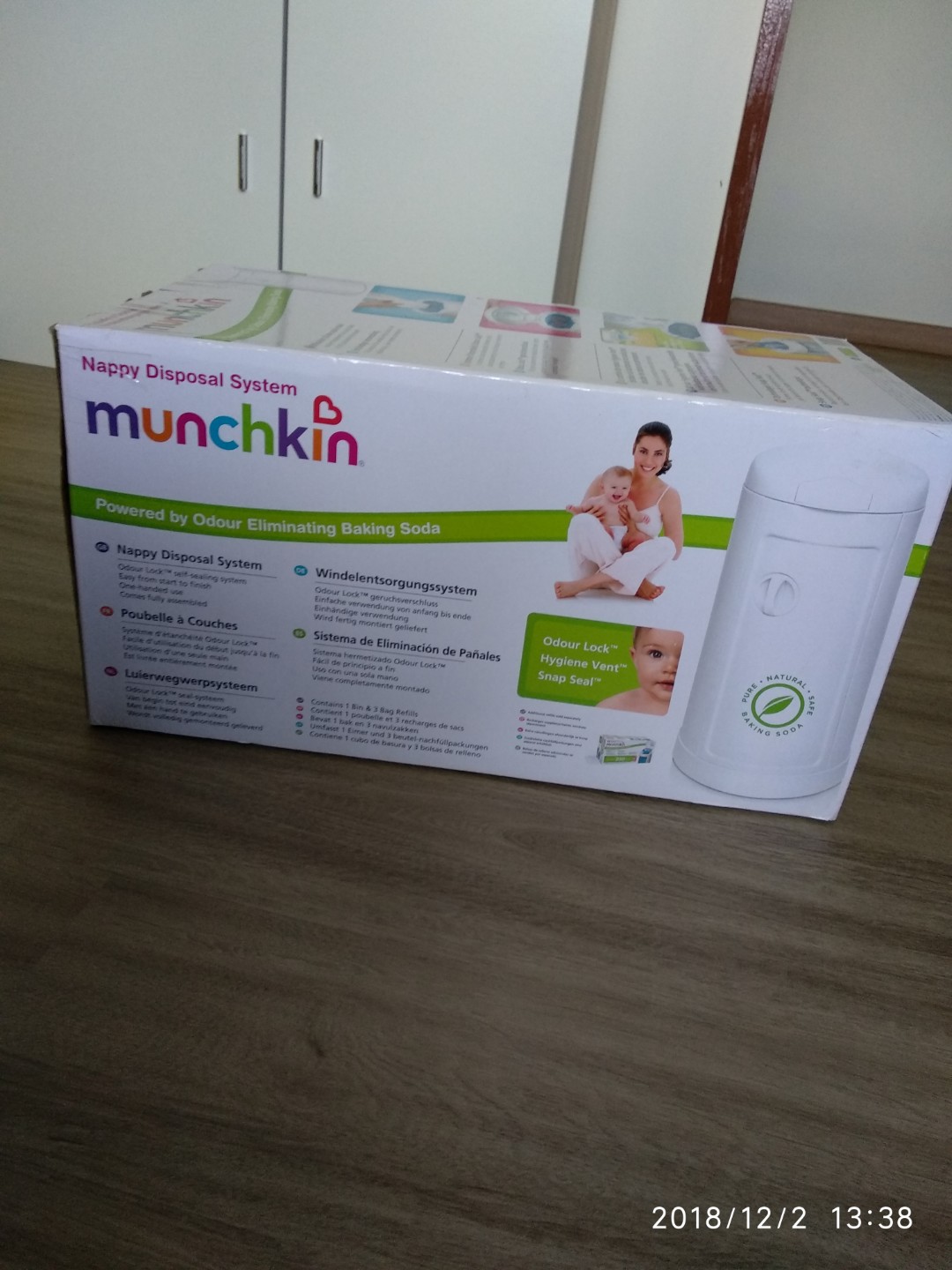 BNIB munchkin nappy disposal system, Babies & Kids, Bathing & Changing