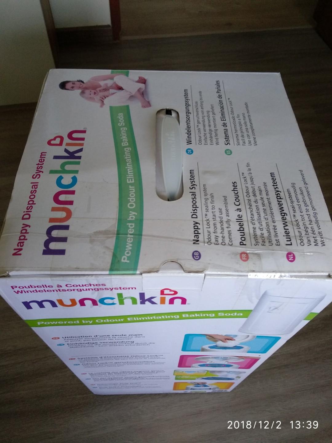 BNIB munchkin nappy disposal system, Babies & Kids, Bathing & Changing