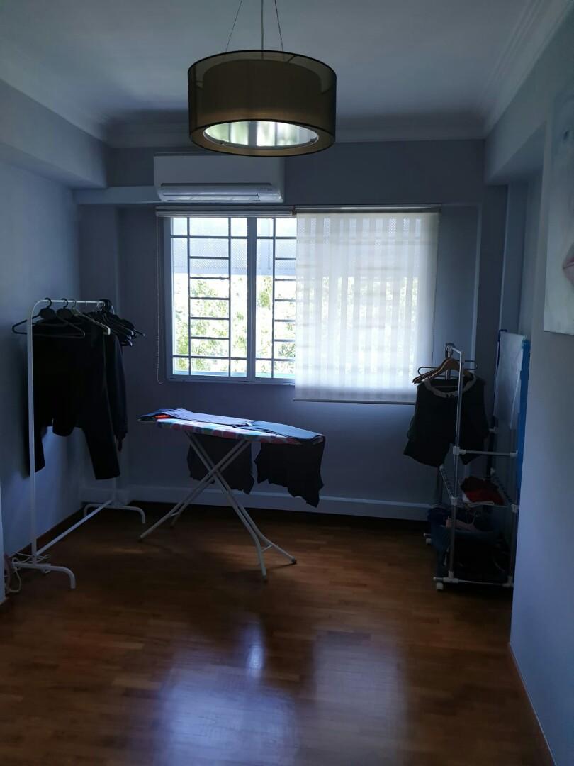 Ceiling light (Category: Everything Else) located in Singapore. Submitted by jasonpoh (Listing ID 202682121, Image 1). Description: Beautiful condition ceiling lights for sale. Selling at 30 each. That's about 90% of the original cost..