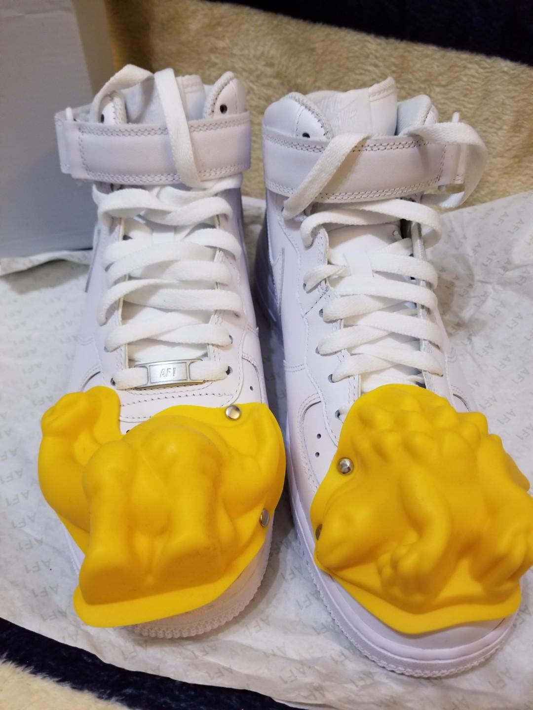 mid season sale nike