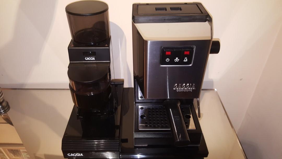 Gaggia New Classic 半自動咖啡機連磨豆機 電視及其他電器 廚房用具 咖啡機及咖啡壺 Carousell