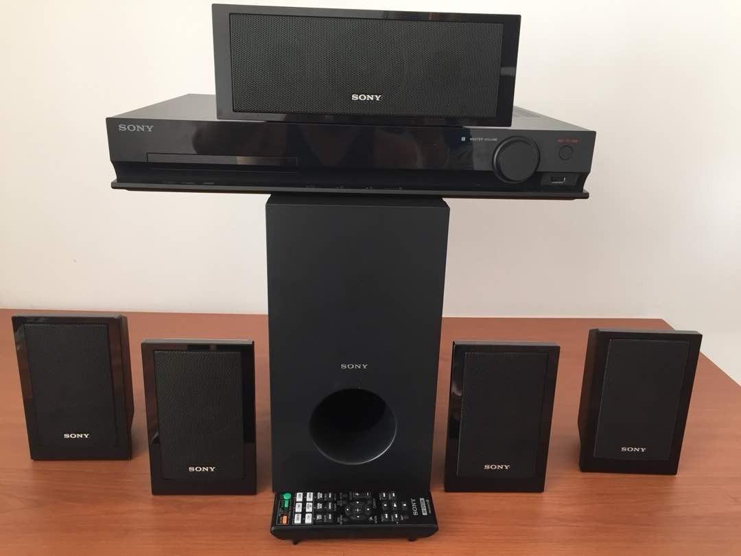 Home Theatre Sony DAVTZ210 600 Watt 5.1ch (9/10), Audio, Soundbars