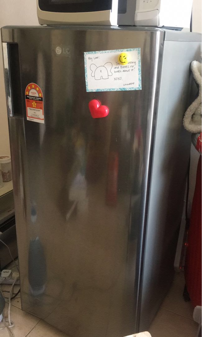 LG fridge (price lowered and can nego!), TV & Home Appliances, Kitchen