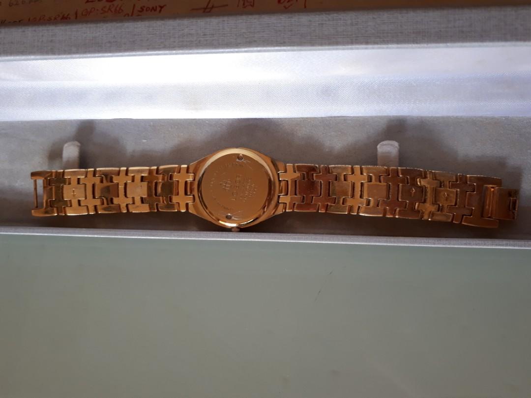 Lobor watch 18k discount gold plated price