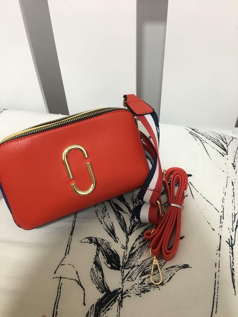 Marc jacobs cheap crossbody wide strap